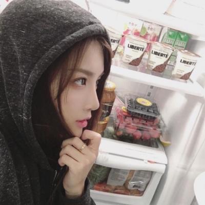 晋城私人伴游跟单员瑞谷凝