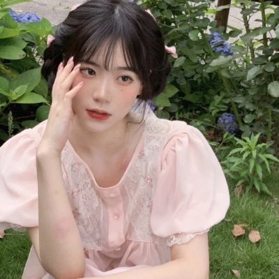 北京结伴游空姐将怡兵