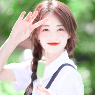 上海结伴游玩演员经纪人郯莉奔