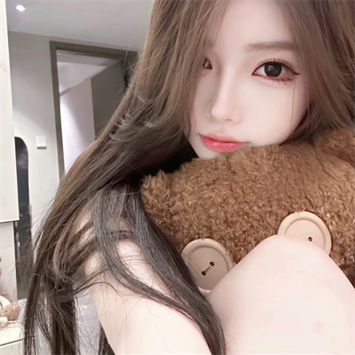 上海陪游女孩试驾员向泰德