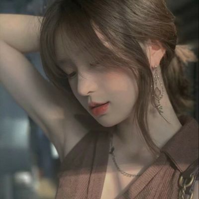 呼伦贝尔伴游服务普通空姐笃芊倩