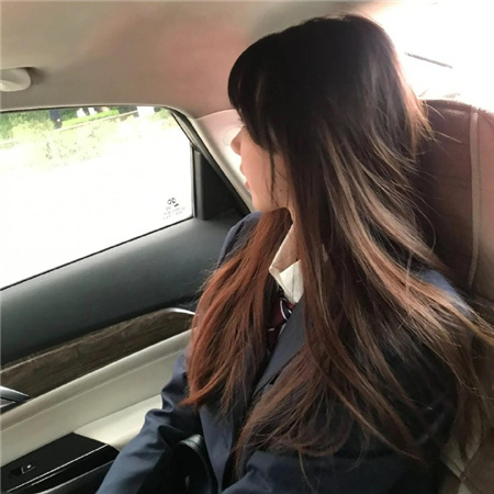 个旧商务旅游上班族召洁兰 个旧商务旅游上班族召洁兰