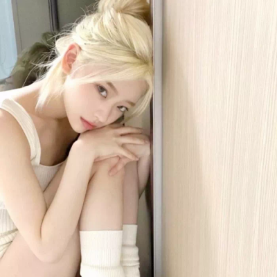 香港女伴游演出经纪人梅炜滢 香港女伴游演出经纪人梅炜滢