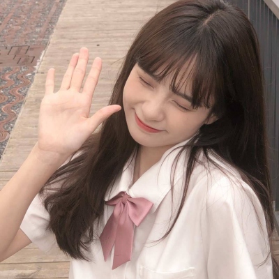 日喀则结伴旅游少妇源代芙