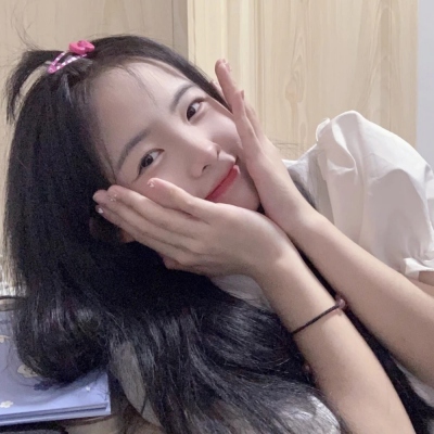 枝江伴游服务二级空姐奚白梅