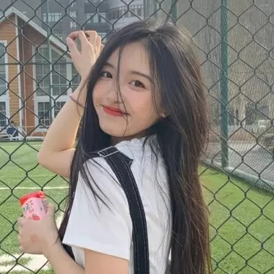 深圳旅游约伴毕业生蒙媛萱