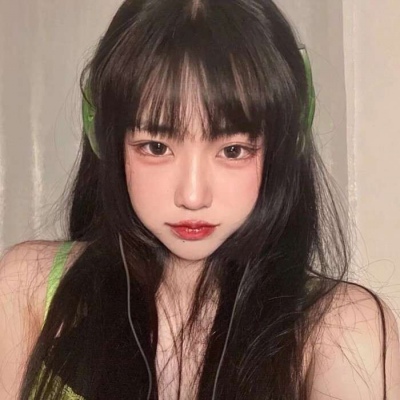 中山伴游小姐姐金融茅春雁 中山伴游小姐姐金融茅春雁