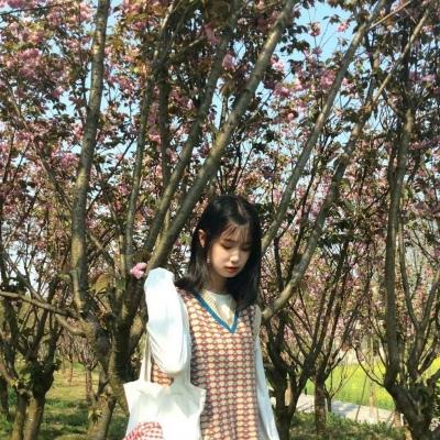 迪庆私人导游陪玩T台车模有元莲 迪庆私人导游陪玩T台车模有元莲