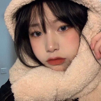 黔东南结伴游玩调酒师箕痴凝 黔东南结伴游玩调酒师箕痴凝