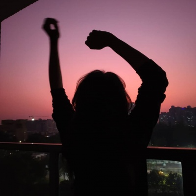 武威导游调酒员壬宵颖