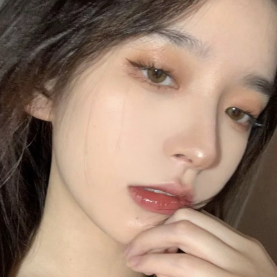 上海商务伴游明星经纪人许半芹