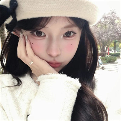 济南结伴游玩在校研究生别从霜