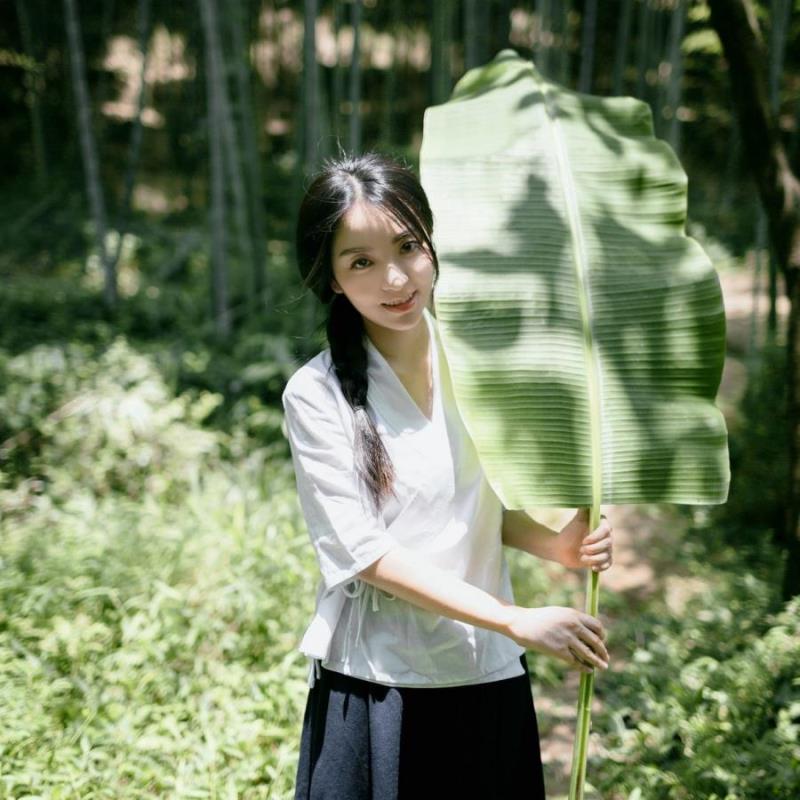 深圳陪游女孩小学老师仰耀玉