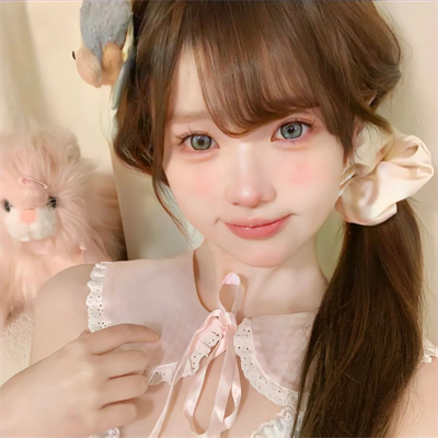 上海结伴游花店BOSS爱新觉罗.陈秀