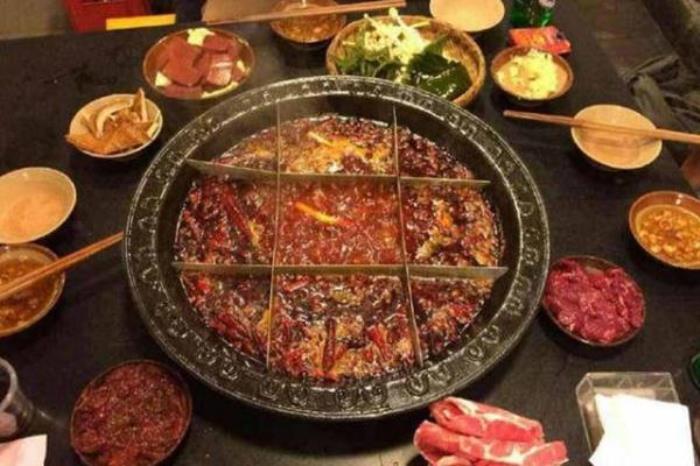 重庆洪崖洞附近好吃的火锅推荐