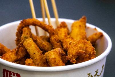 武汉江汉路水塔美食街网红美食 武汉江汉路水塔美食街网红美食