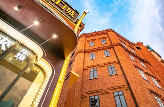 武汉江汉路水塔美食街网红美食 武汉江汉路水塔美食街网红美食