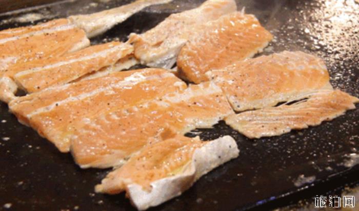 圣诞传统美食 在圣诞节的时候我们应该吃哪些美食呢 圣诞传统美食 在圣诞节的时候我们应该吃哪些美食呢